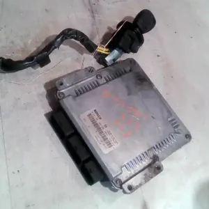 Akciós ár RENAULT LAGUNA 98- Motorvezérlő egység ecu pcm modul 1.9dbontott alkatrész