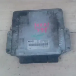 Népszerű RENAULT LAGUNA 98- Motorvezérlő egység ecu pcm modul 1.9dci bontott alkatrész