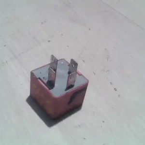 RENAULT MASTER 2010.04-2019.08 Relé bontott alkatrész Ingyenes szállítás