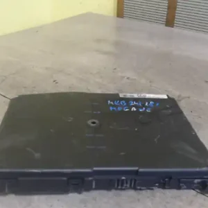 Vásárlói kedvenc RENAULT MEGANE 02-05 Komfort elektronika 1.6 i bontott alkatrész