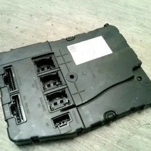Prémium RENAULT MEGANE 02-05 Komfort elektronika bontott alkatrész
