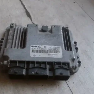 Vedd meg online RENAULT MEGANE 02-05 Motorvezérlő egység ecu pcm modul 1.9d bontott alkatrész