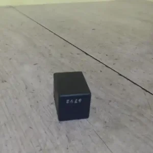 RENAULT MEGANE 02-05 Relé 4 lábu bontott alkatrész Különleges ajánlat