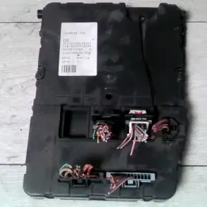 Kedvezményes ár RENAULT MEGANE 05-08 Komfort elektronika bontott alkatrész