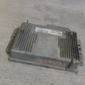 Olcsó RENAULT MEGANE 95-99 Motorvezérlő egység ecu pcm modul 1.6 i bontott alkatrész