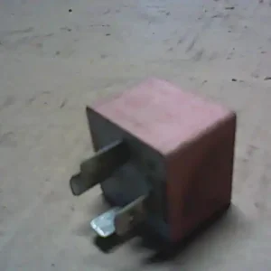 RENAULT MEGANE 95-99 Relé bontott alkatrész Gyors szállítás