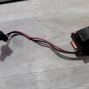 Alacsony ár RENAULT MEGANE 99-02 Fűtőmotor előtét ellenállásbontott alkatrész