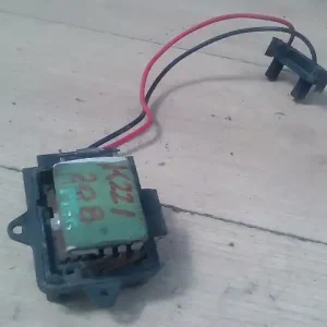 RENAULT MEGANE 99-02 Fűtőmotor előtét ellenállás1.4i bontott alkatrész Csak ma