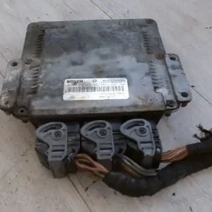 RENAULT MEGANE 99-02 Motorvezérlő egység ecu pcm modul 1.9d bontott alkatrész Újdonság