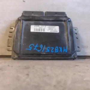 Bestseller RENAULT MEGANE 99-02 Motorvezérlő egység ecu pcm modul 1.4 i bontott alkatrész