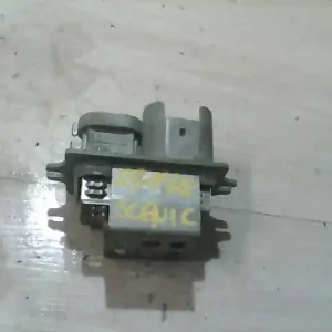 RENAULT MEGANE SCENIC 97-99 Fűtőmotor előtét ellenállásbontott alkatrész Bestseller