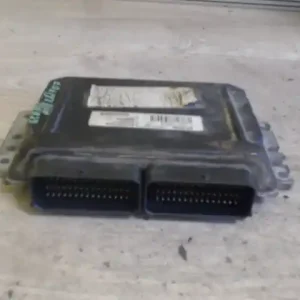 Outlet RENAULT MEGANE SCENIC 99-03 Motorvezérlő egység ecu pcm modul 1.6 i bontott alkatrész