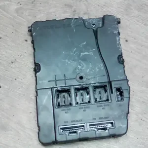 RENAULT SCENIC 03-06 Biztosítéktábla bcm bsi bsm sam gem modul5 ajtós bontott alkatrész Expressz szállítás