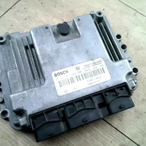 RENAULT SCENIC 03-06 Motorvezérlő egység ecu pcm modul 5 ajtós bontott alkatrész Árcsökkenés