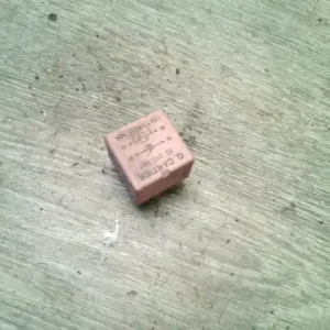 Legkelendőbb RENAULT SCENIC 03-06 Relé bontott alkatrész