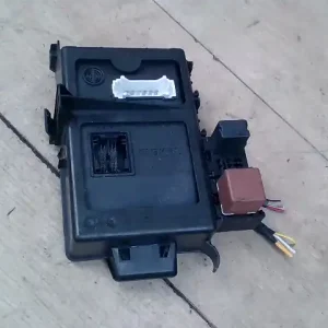 RENAULT THALIA 02.03-08.10 Biztosítéktábla bcm bsi bsm sam gem modul utastér 1,4i bontott alkatrész Vedd meg most