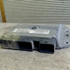 RENAULT SCENIC 03-06 Motorvezérlő egység ecu pcm modul bontott alkatrész Kedvezményes ár