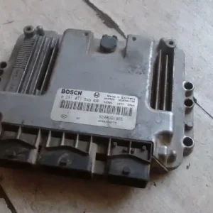 Exkluzív ajánlat RENAULT SCENIC 03-06 Motorvezérlő egység ecu pcm modul 1.9d bontott alkatrész