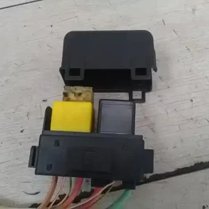 RENAULT SCENIC 03-06 Relé bontott alkatrész Szezonális akció