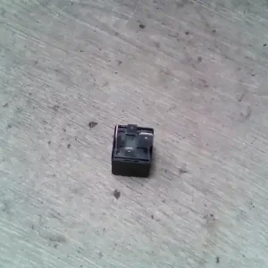 RENAULT SCENIC 03-06 Relé bontott alkatrész Gyors szállítás