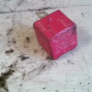 RENAULT SCENIC 03-06 Relé bontott alkatrész Vedd meg online