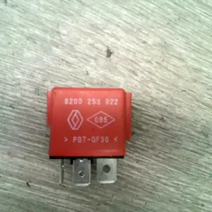 Biztonságos fizetés RENAULT SCENIC 03-06 Relé bontott alkatrész