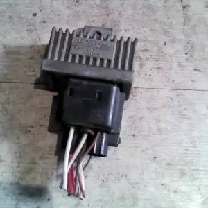 RENAULT THALIA 02.03-08.10 Izzítórelé bontott alkatrész Kedvezményes ár