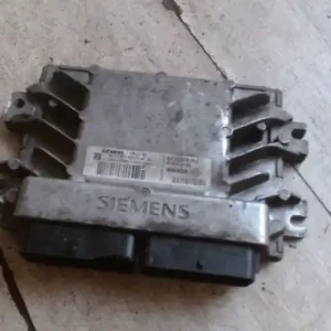 RENAULT THALIA 02.03-08.10 Motorvezérlő egység ecu pcm modul 1.4i bontott alkatrész Olcsóbb