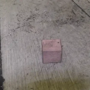 RENAULT THALIA 02.03-08.10 Relé bontott alkatrész Ne maradj le