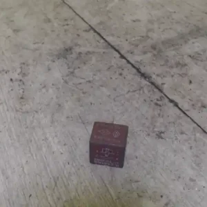 RENAULT THALIA 02.03-08.10 Relé bontott alkatrész Árengedmény