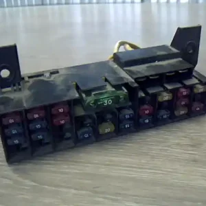 RENAULT TWINGO 93-98 Biztosítéktábla bcm bsi bsm sam gem modulbontott alkatrész Szuper ajánlat