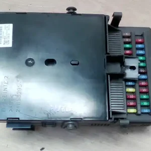 Kedvezmény RENAULT VEL SATIS 02-09 Biztosítéktábla bcm bsi bsm sam gem modul3.5i bontott alkatrész