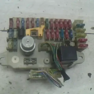 ROVER 216 Biztosítéktábla bcm bsi bsm sam gem modul utastér bontott alkatrész Akció