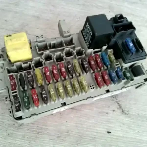 ROVER 416 SI Biztosítéktábla bcm bsi bsm sam gem modul utastér 1.6i bontott alkatrész Szuper akció