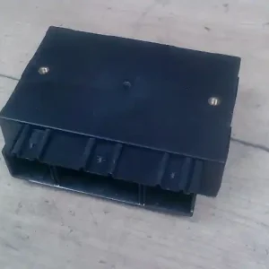 Olcsó SEAT CORDOBA 02.09-08.02 Komfort elektronika 1.4i bontott alkatrész