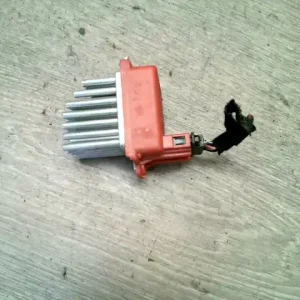 SEAT CORDOBA 99-02 Fűtőmotor előtét ellenállás1.4 b bontott alkatrész Szuper akció