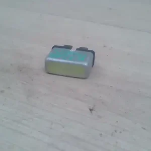 SEAT CORDOBA 99-02 Relé bontott alkatrész Népszerű