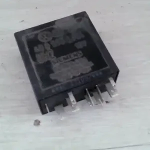 SEAT LEON 99- Ablaktörlő relé bontott alkatrész Csak ma