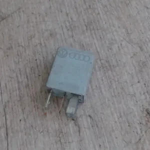 Prémium SKODA FABIA 07-10 Relé 449 bontott alkatrész