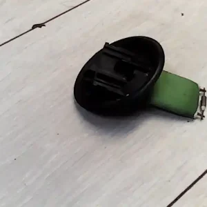 Biztonságos vásárlás SKODA FABIA 99-07 Fűtőmotor előtét ellenállásbontott alkatrész