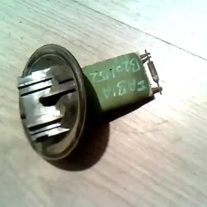 Kiárusítás SKODA FABIA 99-07 Fűtőmotor előtét ellenállás1.2 ibontott alkatrész