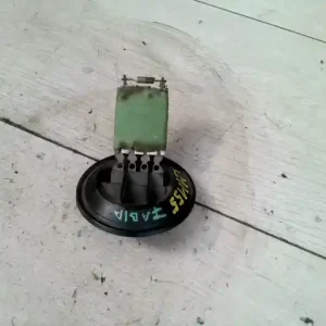 SKODA FABIA 99-07 Fűtőmotor előtét ellenállásbontott alkatrész Rendeld meg most