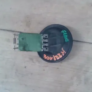 Ingyenes szállítás SKODA FABIA 99-07 Fűtőmotor előtét ellenállásbontott alkatrész