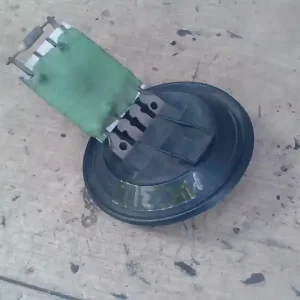 SKODA FABIA 99-07 Fűtőmotor előtét ellenállásklímás bontott alkatrész Kedvezményes ár