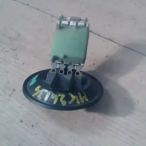 SKODA FABIA 99-07 Fűtőmotor előtét ellenállás1.4i bontott alkatrész Kedvezmény