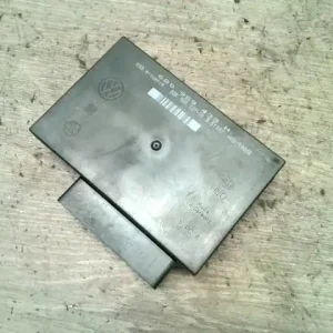 Árengedmény SKODA FABIA 99-07 Komfort elektronika bontott alkatrész