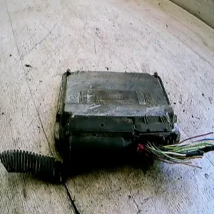 Alacsony ár SKODA FABIA 99-07 Motorvezérlő egység ecu pcm modul 1.2i bontott alkatrész