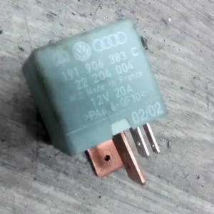 SKODA FABIA 99-07 Relé bontott alkatrész Kedvezményes ár