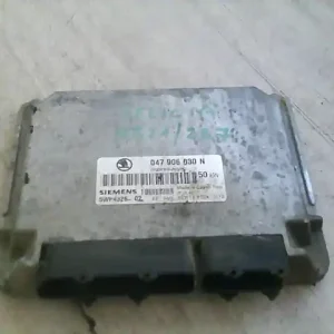 Legnépszerűbb SKODA FELICIA 97- Motorvezérlő egység ecu pcm modul 1.3b bontott alkatrész