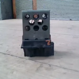 Biztonságos fizetés SKODA FELICIA 97- Fűtőmotor előtét ellenállásbontott alkatrész